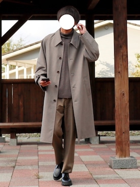 「秋のマイ旬スタイル」｜「アイテム（ステンカラーコート）」を使った、やそさん（メンズ・181cm）の秋コーディネート