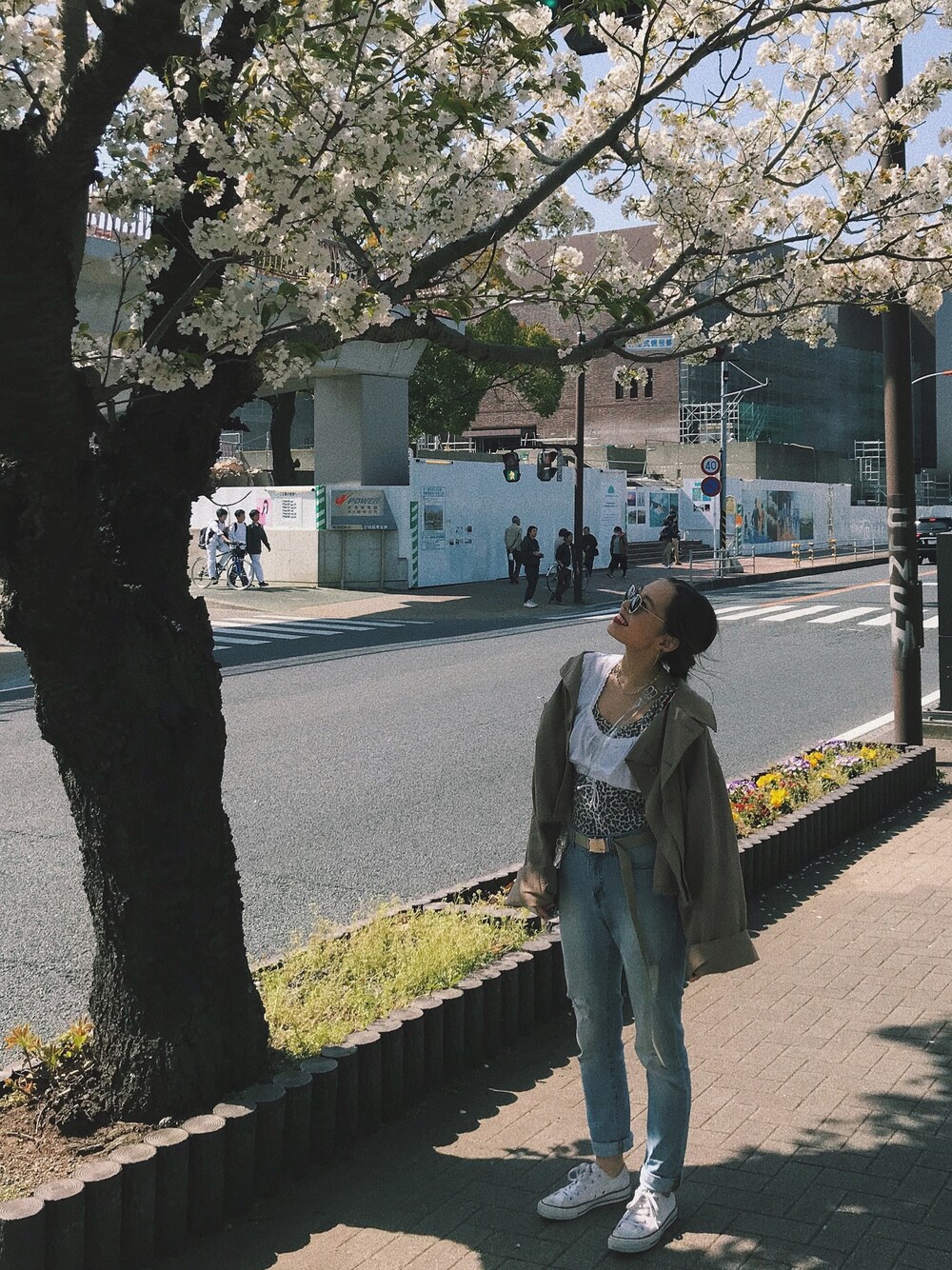「jouetie、cheap monday、converse、amerivintage、ガチャベルト、古着、古着MIX」｜「jouetieのガチャベルト（ベルト、ベージュ系）」を使った、sayocoさん（レディース・154cm）の春コーディネートの1枚目の写真