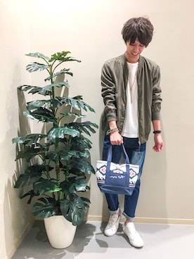 「ノーティードッグ」｜「アイテム（ジャケット/アウター）」を使った、田畑 文教さん（メンズ・171cm）の春コーディネート