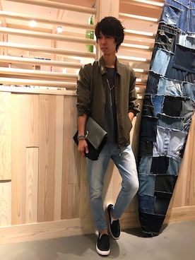 「ワッフルクルーネックＴ」｜「アイテム（その他アウター）」を使った、田畑 文教さん（メンズ・171cm）の秋コーディネート