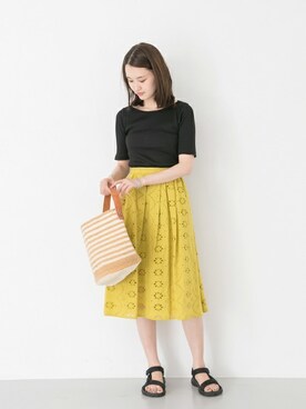 「COMPILATION（コンピレーション）のアイテム」を使った、オオノさん（レディース・162cm）の夏コーディネート