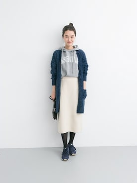 「URBAN RESEARCH（アーバンリサーチ）のボリュームスリーブロゴスウェット（パーカー）」を使った、オオノさん（レディース・162cm）の秋コーディネート