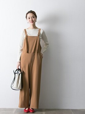 「アイテム（サロペット/オーバーオール、イエロー系）」を使った、オオノさん（レディース・162cm）の春コーディネート