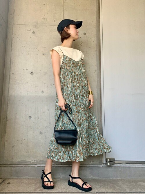 URBAN RESEARCH�I�I�m����́u�i�b�j�v���g�����R�[�f�B�l�[�g