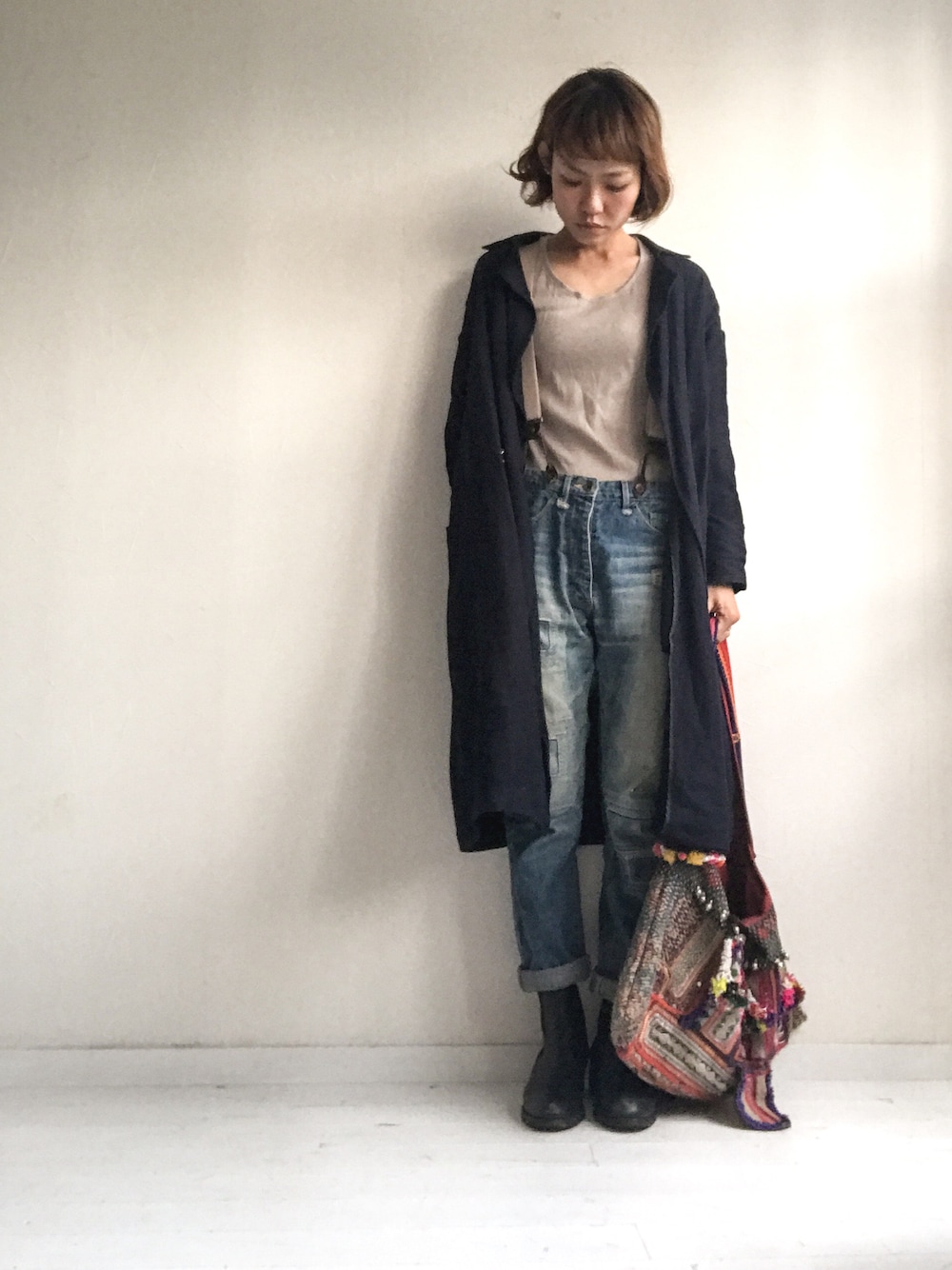 デニムパンツを使った「#ショートブーツ」の人気ファッション