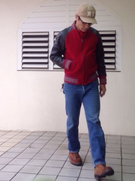 「アイテム（スタジャン）」を使った、ORTHさん（メンズ・170cm・40代）の冬コーディネート