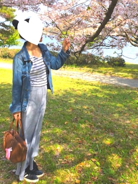 「お散歩」｜「アイテム（デニムジャケット）」を使った、ゆうさん（レディース・158cm）の春コーディネート