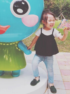 「Simpleのアイテム（トップス）」を使った、Li&Lawさん（キッズ・90cm）の秋コーディネート