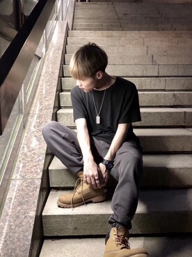 「休闲」｜「アイテム（アナログ腕時計）」を使った、动宫好鲜さん（メンズ・175cm）の秋コーディネート
