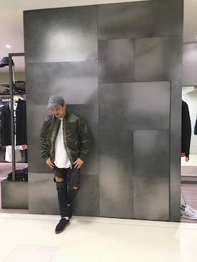 「DIESEL（ディーゼル）のアイテム（MA-1）」を使った、83さん（メンズ・171cm）の秋コーディネート