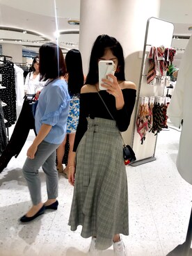 Iris Wuさんのコーディネート