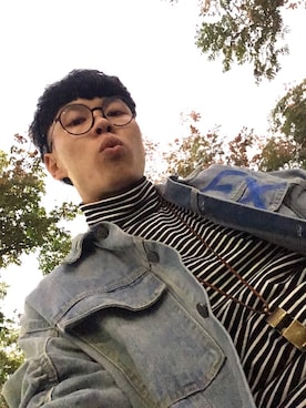 「VISVIM（ビズビム）のアイテム（アクセサリー）」を使った、張星星ZXingXingさん（メンズ・174cm）の秋コーディネート