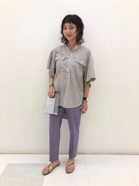 「AMERICANA（アメリカーナ）の＜Americana（アメリカーナ）＞サイドジップショートスリーブシャツ（シャツ/ブラウス、その他）」を使った、Seina Yamanamiさん（レディース・162cm）の夏コーディネート