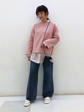 「BEAUTY&YOUTH UNITED ARROWS（ビューティーアンドユースユナイテッドアローズ）の【別注】＜RED CARD＞∴ RAINBOW デニムパンツ（デニムパンツ、ブラック系）」を使った、Seina Yamanamiさん（レディース・162cm）の秋コーディネート