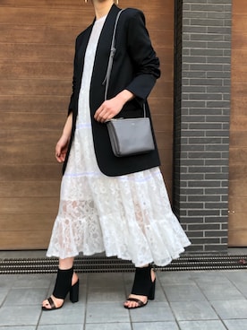 「レースワンピース」｜「アイテム（ノーカラージャケット）」を使った、SAAAGE boutiqueさん（レディース・158cm）の冬コーディネート
