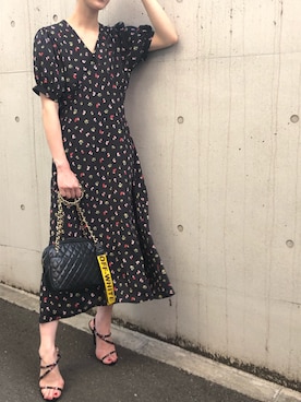 「OFF-WHITE」｜「アイテム（サンダル）」を使った、SAAAGE boutiqueさん（レディース・158cm）の夏コーディネート