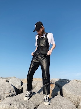 「SLY（スライ）のアイテム（サロペット/オーバーオール）」を使った、Honamiさん（レディース・155cm）の春コーディネート