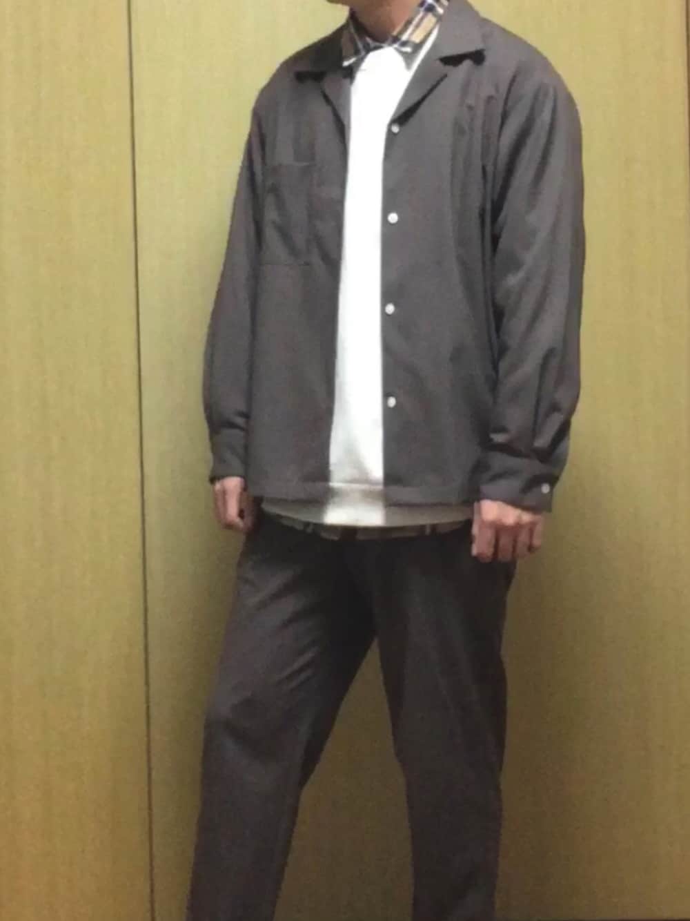 「秋、ブラウン、セットアップ、プチプラ、おしゃれさんと繋がりたい、ブラウンコーデ、キレイめ、秋コーデ、GU、チェック柄に恋してる」｜「RAGEBLUEの裏毛スウェットプリントクルー/894268（スウェット、ホワイト系）」を使った、A Y Aさん（メンズ・171cm）の秋コーディネートの1枚目の写真
