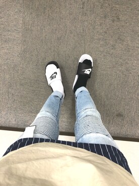 「NIKE（ナイキ）の＜NIKE（ナイキ）＞ BENASSI JDI MI/ベナッシ（凉鞋、その他）」を使った、nikaさん（メンズ・177cm）の春コーディネート
