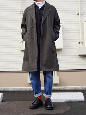 HERO使用「URBAN RESEARCH（TECH TWEED OVER COAT）」的時尚穿搭