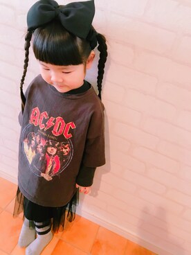 「devirock（デビロック）のアイテム（ヘアアクセサリー）」を使った、ni-naさん（キッズ・100cm）の冬コーディネート