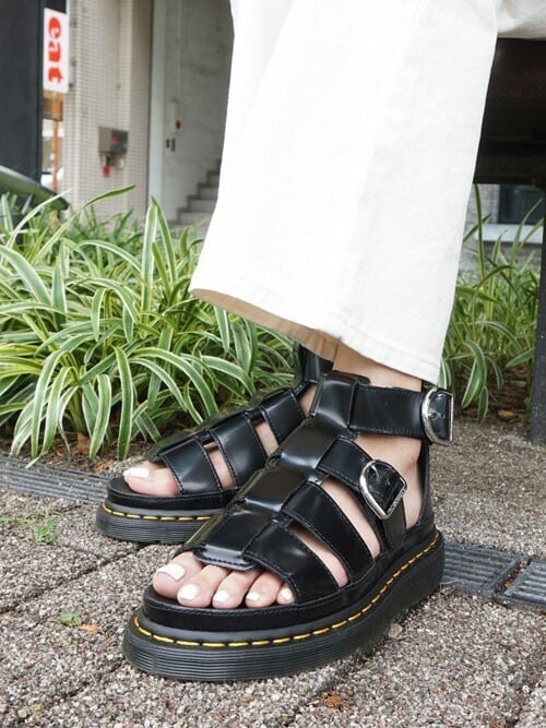 【美品】Dr.Martens DAX UK6 ドクターマーチ サンダル 廃盤 美品】Dr.Martens DAX UK6 ドクターマーチ サンダル 廃盤 - メルカリ