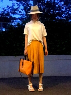 「アイテム（イヤリング）」を使った、moimoiさん（レディース・160cm・20代）の春コーディネート