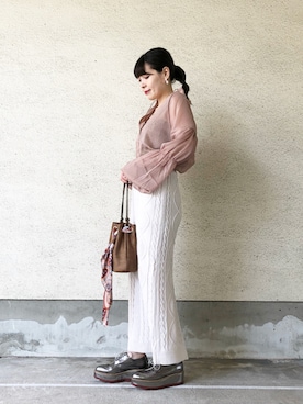 「mystic（ミスティック）のケーブルロングスカート（スカート）」を使った、わたなべちひろさん（レディース・157cm）の秋コーディネート