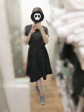 「アイテム（スリッポン）」を使った、CIRCLE さん（レディース・160cm・20代）の春コーディネート