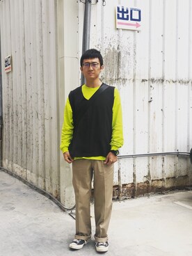 「plain-me（プレインミー）のアイテム（ベスト）」を使った、EvanChenさん（メンズ・172cm）の春コーディネート