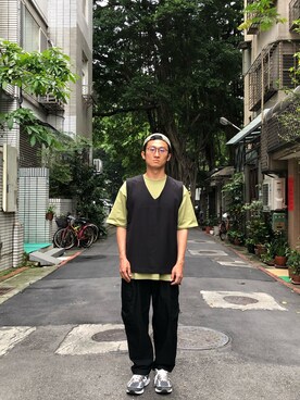 「plain-me（プレインミー）のアイテム（Tシャツ/カットソー）」を使った、EvanChenさん（メンズ・172cm）の春コーディネート