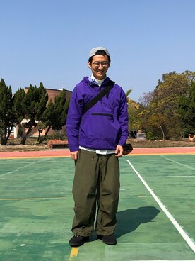 「plain-me（プレインミー）のアイテム（シャツ/ブラウス）」を使った、EvanChenさん（メンズ・172cm）の冬コーディネート