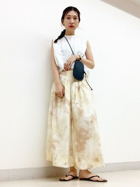 「odub」｜上田さん（レディース・173cm）の夏コーディネート