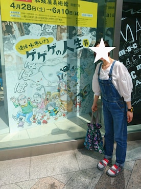 「TODAYFUL（トゥデイフル）のアイテム（サロペット/オーバーオール）」を使った、ちゃきちゃきおばさんさん（レディース・165cm）の春コーディネート
