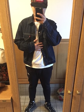 「Marc by Marc Jacobs（マークバイマークジェイコブス）のアイテム（アクセサリー）」を使った、こじたくさん（メンズ・175cm）の春コーディネート