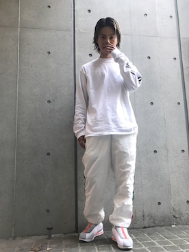 「乱痴気（ランチキ）のアイテム（トップス）」を使った、PERCUT 鈴木 未来さん（メンズ・171cm）の冬コーディネート