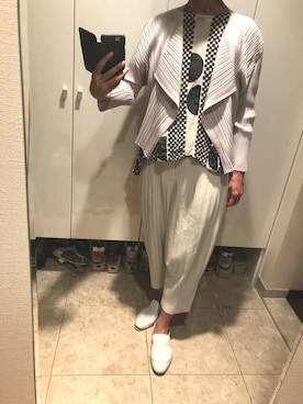 「PLEATS PLEASE（プリーツプリーズ）のアイテム（ジャケット/アウター）」を使った、popotanさん（レディース・162cm）の春コーディネート