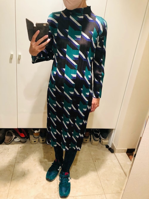 Popotan Pleats Pleaseのワンピースを使ったコーディネート Wear Popotan Pleats Pleaseのワンピースを使ったコーディネート Wear