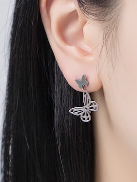 「アイテム（ピアス（片耳用））」を使った、4mili.jpさん（レディース・165cm）の秋コーディネート