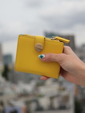 「アイテム（財布）」を使った、FLORIST(フローリスト)さん（レディース・156cm）の春コーディネート