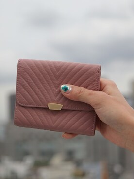 「アイテム（財布）」を使った、FLORIST(フローリスト)さん（レディース・156cm）の春コーディネート