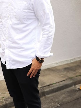 「アイテム（ゴールド系）」を使った、FLORIST(フローリスト)さん（メンズ・173cm）の冬コーディネート