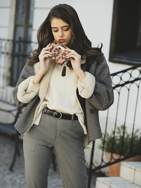 「アイテム（財布）」を使った、FLORIST(フローリスト)さん（レディース・170cm）の秋コーディネート