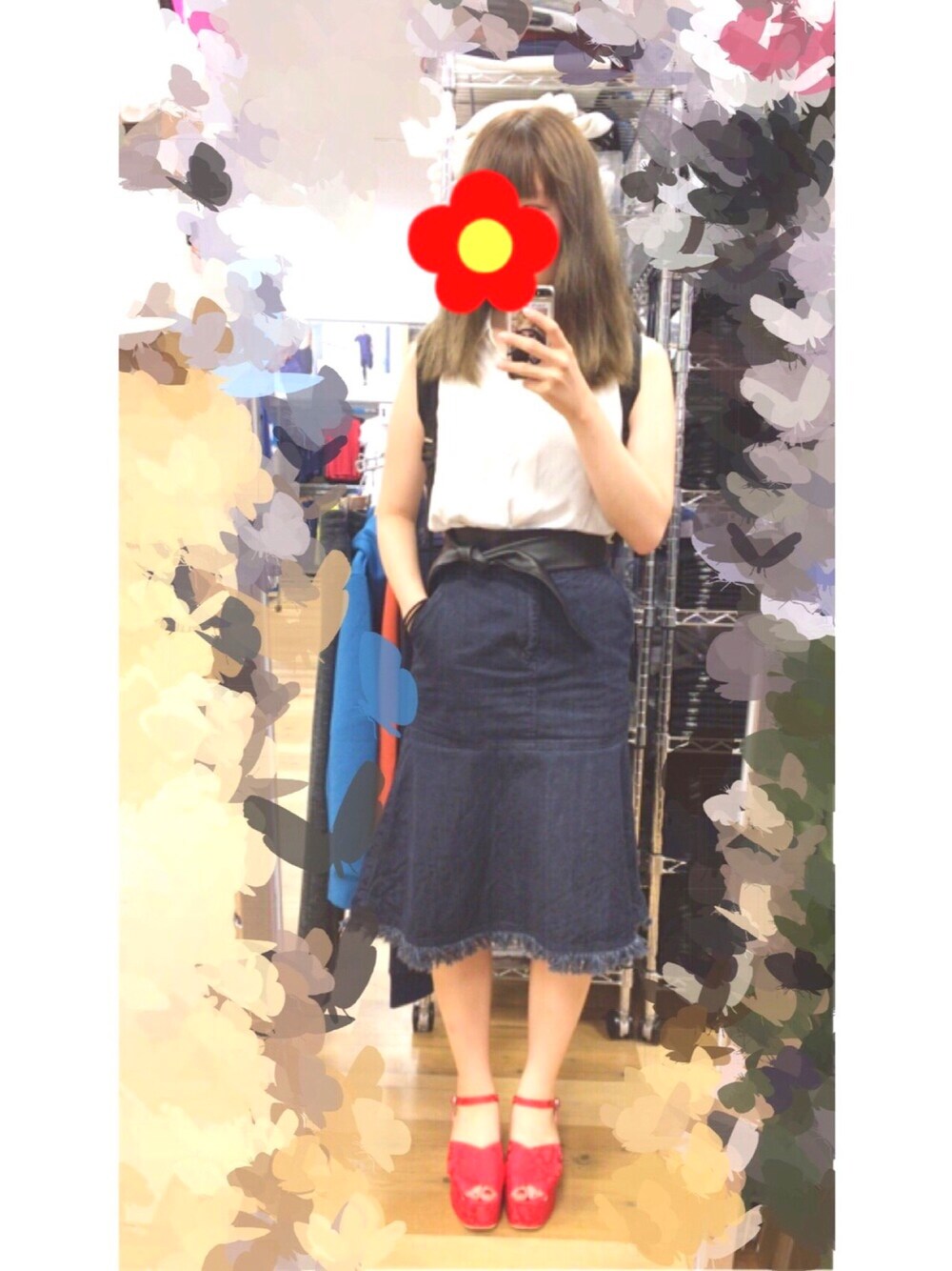 「シンプル、ノースリーブ」｜「UNIQLOのアイテム（シャツ/ブラウス、ホワイト系）」を使った、shさん（レディース・163cm）の夏コーディネートの1枚目の写真