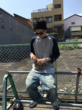 「アイテム（ポーチ、グリーン系）」を使った、endyさん（メンズ・173cm）の春コーディネート