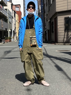 「アイテム（ポーチ、グリーン系）」を使った、endyさん（メンズ・173cm）の春コーディネート