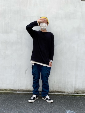 「H&M（エイチ・アンド・エム）のアイテム（Tシャツ/カットソー、ホワイト系）」を使った、endyさん（メンズ・173cm）の春コーディネート