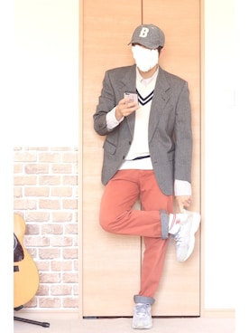 「アイテム（チノパンツ、オレンジ系）」を使った、Na.2さん（メンズ・170cm）の春コーディネート