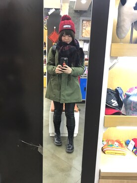 「AIGLE（エーグル）のアイテム（マウンテンパーカー）」を使った、澄梦阮阮阮阮阮さん（レディース・162cm）の冬コーディネート