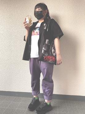 「アイテム（チノパンツ、パープル系）」を使った、ももたろうさん（レディース・158cm）の夏コーディネート